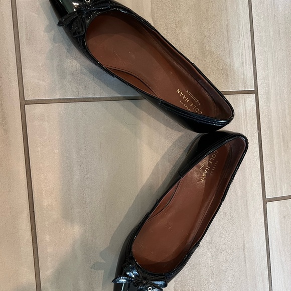 Cole Haan Black Patton leather pointed toe bowtie ballet flat - Picture 2 of 5